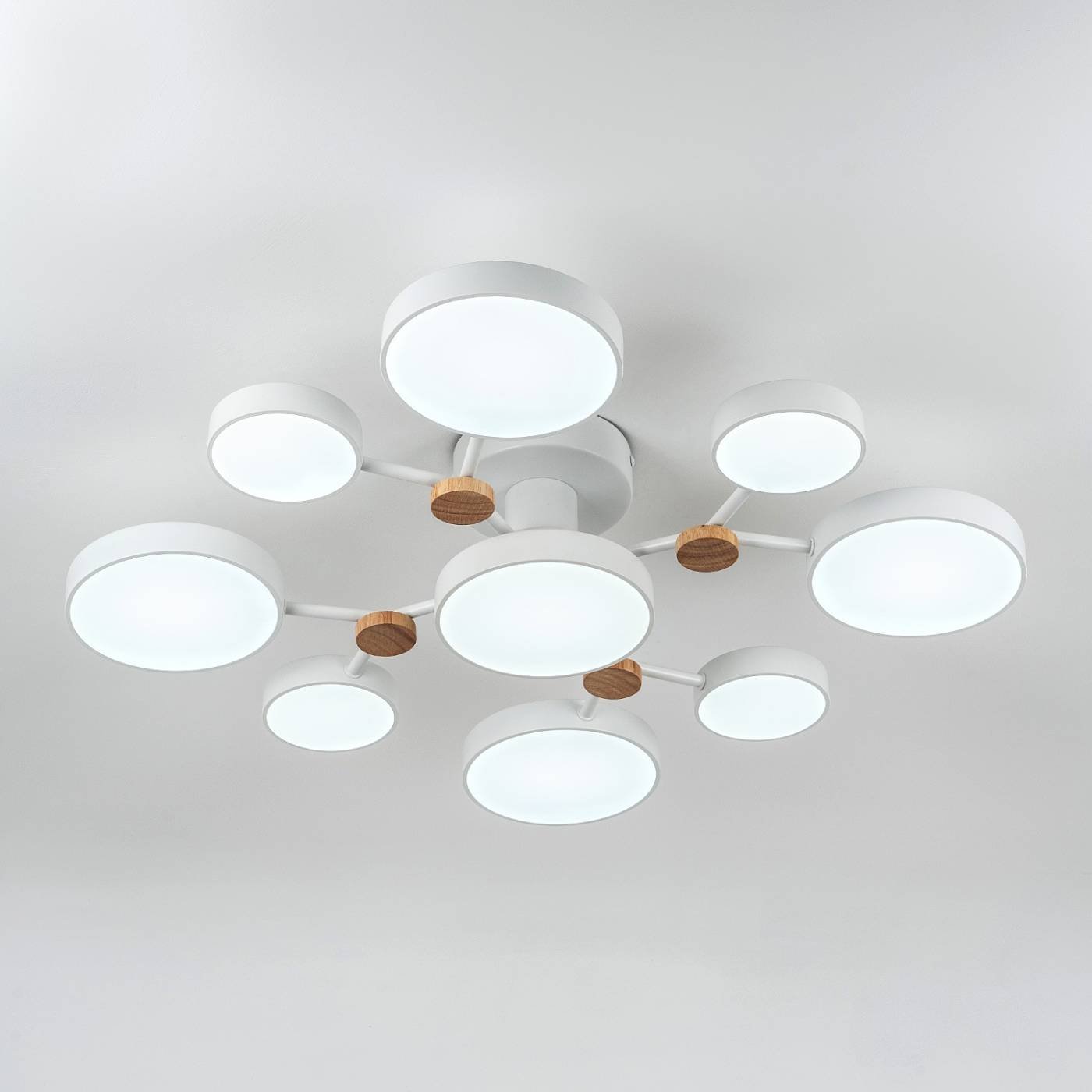 L3201-780 WT Потолочная люстра L LED4U L3201-780 WT