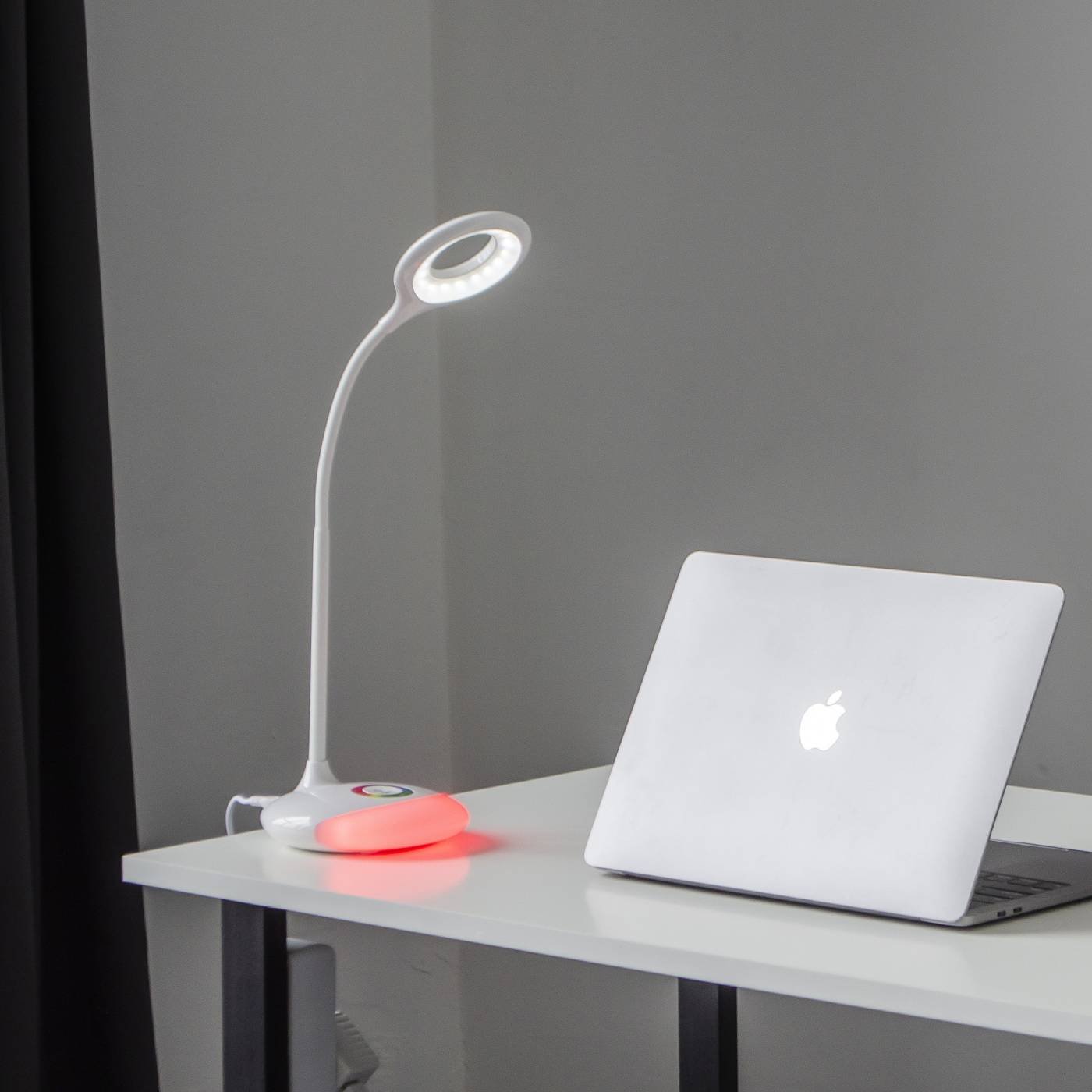 TLD-535 White/LED/250Lm/5500K/Dimmer Настольная лампа Uniel TLD-535 White/LED/250Lm/5500K/Dimmer