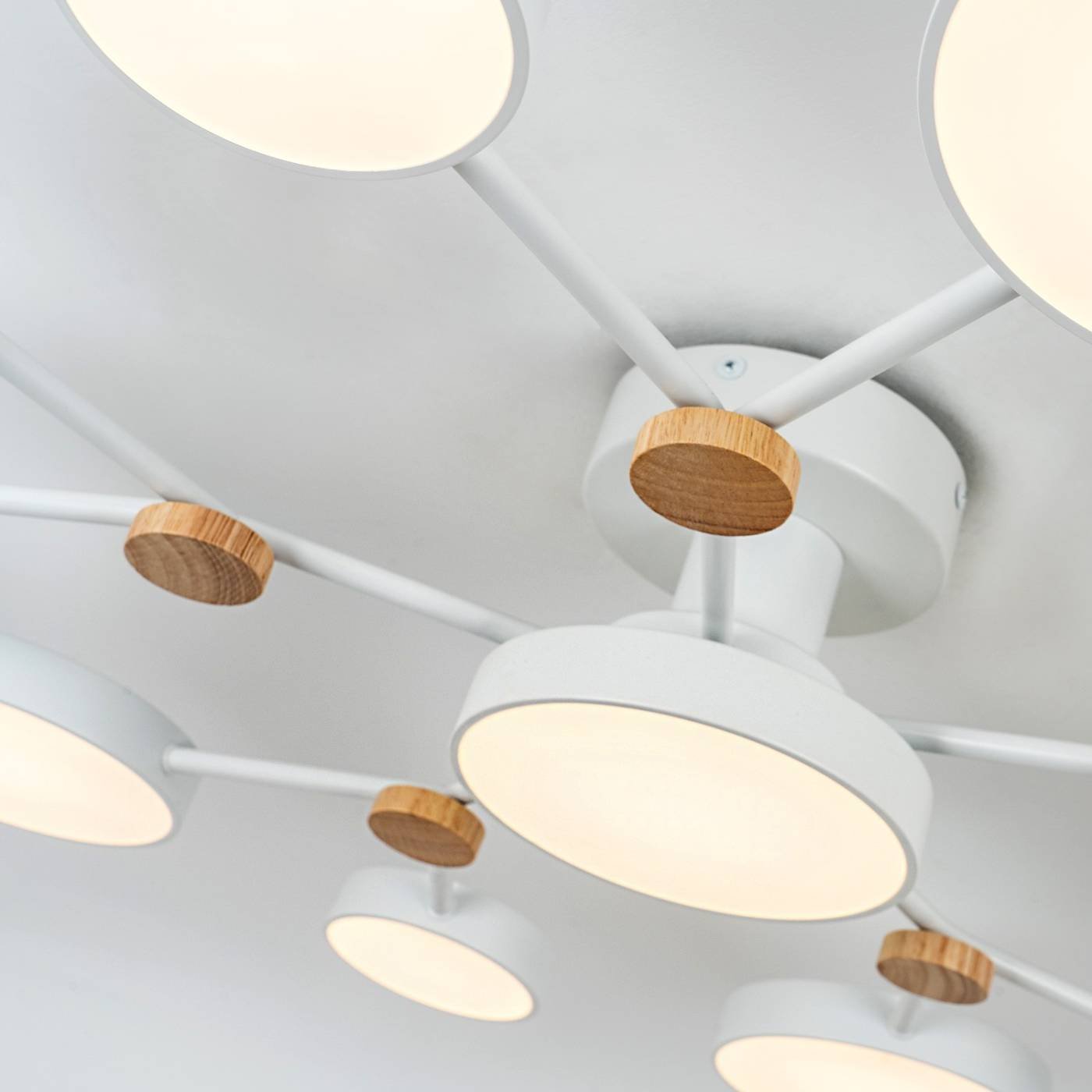 Потолочная люстра L LED4U L3201-960 WT