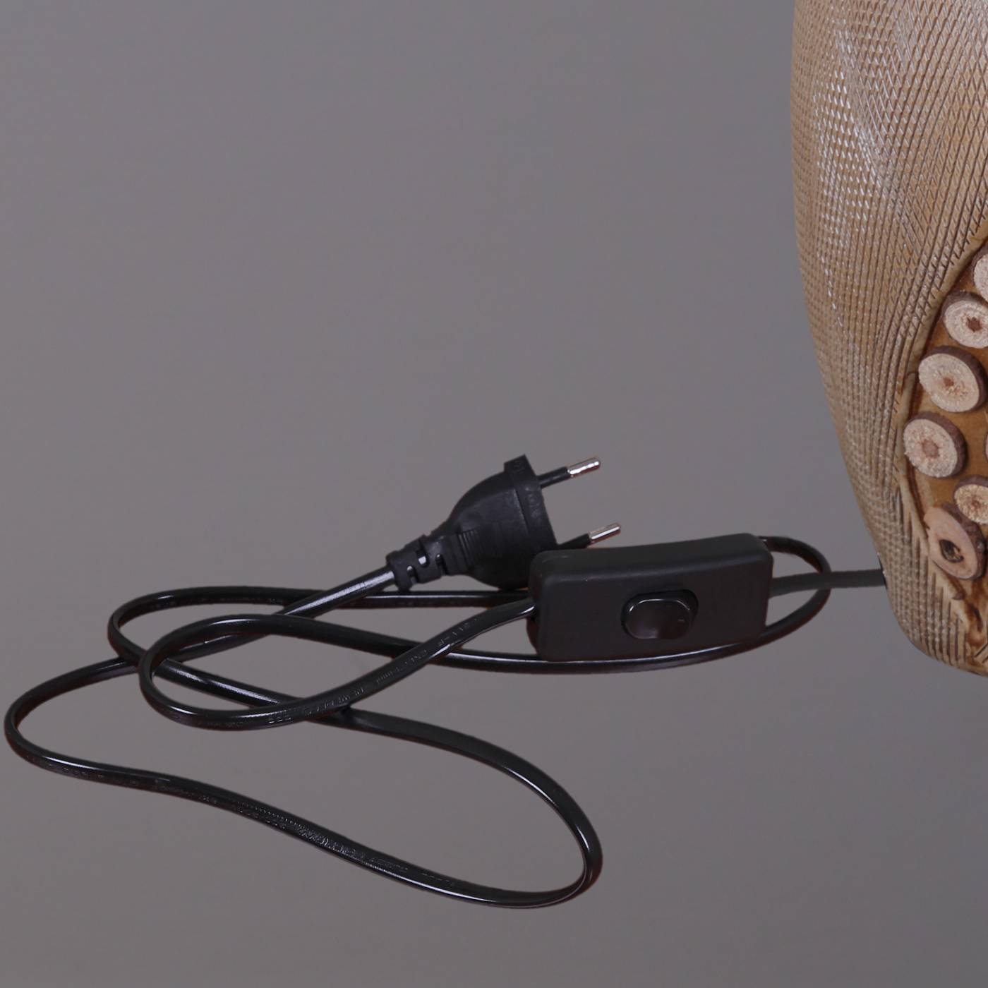 Настольная лампа Reluce 16584-0.7-01DY