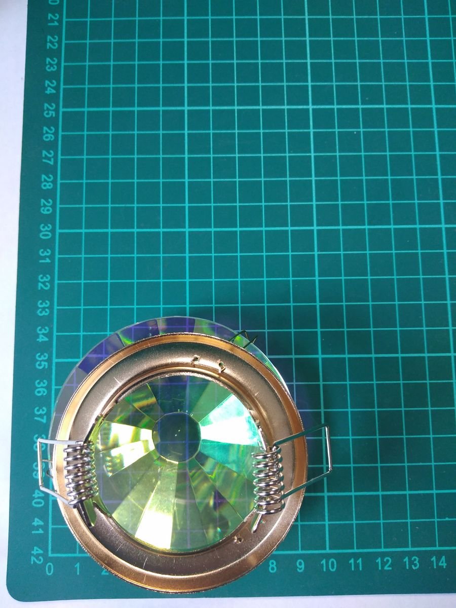 Встраиваемый светильник Elvan TCH-736/2-G-9-Yl