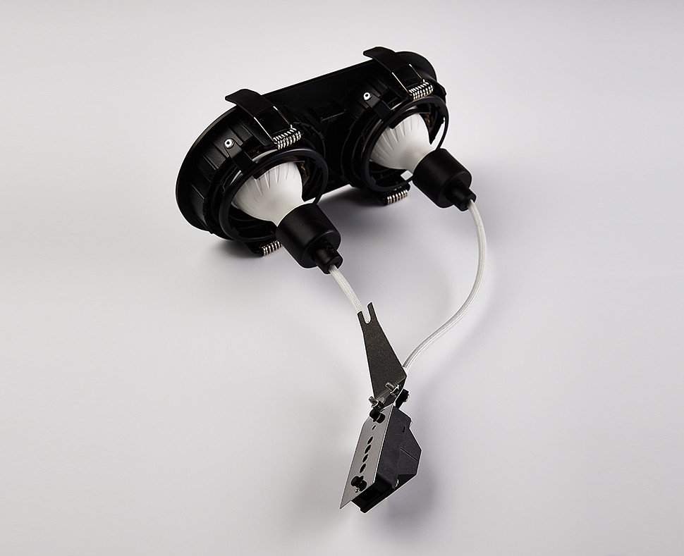 DE-2002 black Встраиваемый светильник Italline DE DE-2002 black