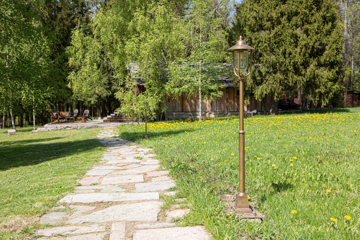 FL-31082 Столб фонарный уличный Covali FL-31082