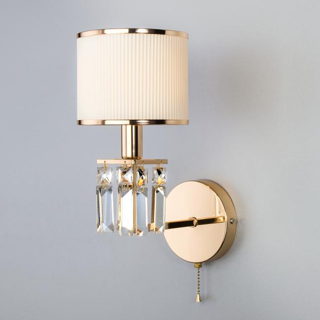 10129/1 золото/прозрачный хрусталь Strotskis (10099/1) Настенное бра Eurosvet Zaffiro 10129/1 золото/прозрачный хрусталь Strotskis (10099/1)