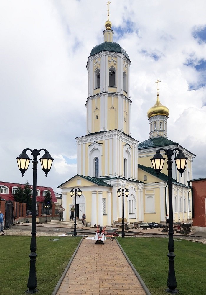 E35.205.R20.AYH27DN Столб фонарный уличный Fumagalli Noemi E35.205.R20.AYH27DN