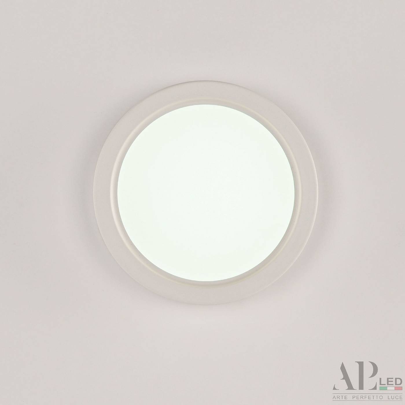 Светильник потолочный APL Led Ingrid 3322.LDY6004M/6W/6K