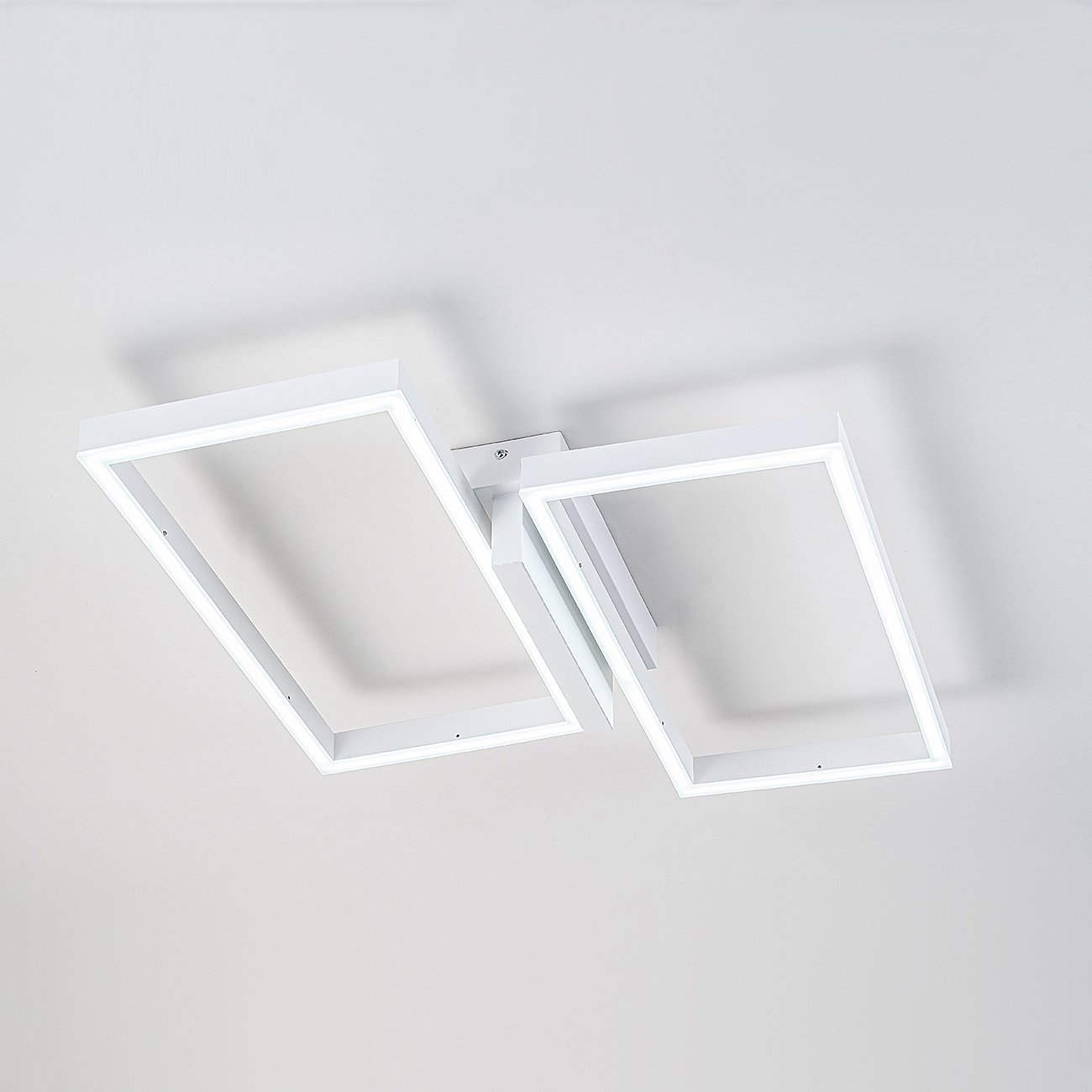10209/2LED White Потолочная люстра Escada Scales 10209/2LED White