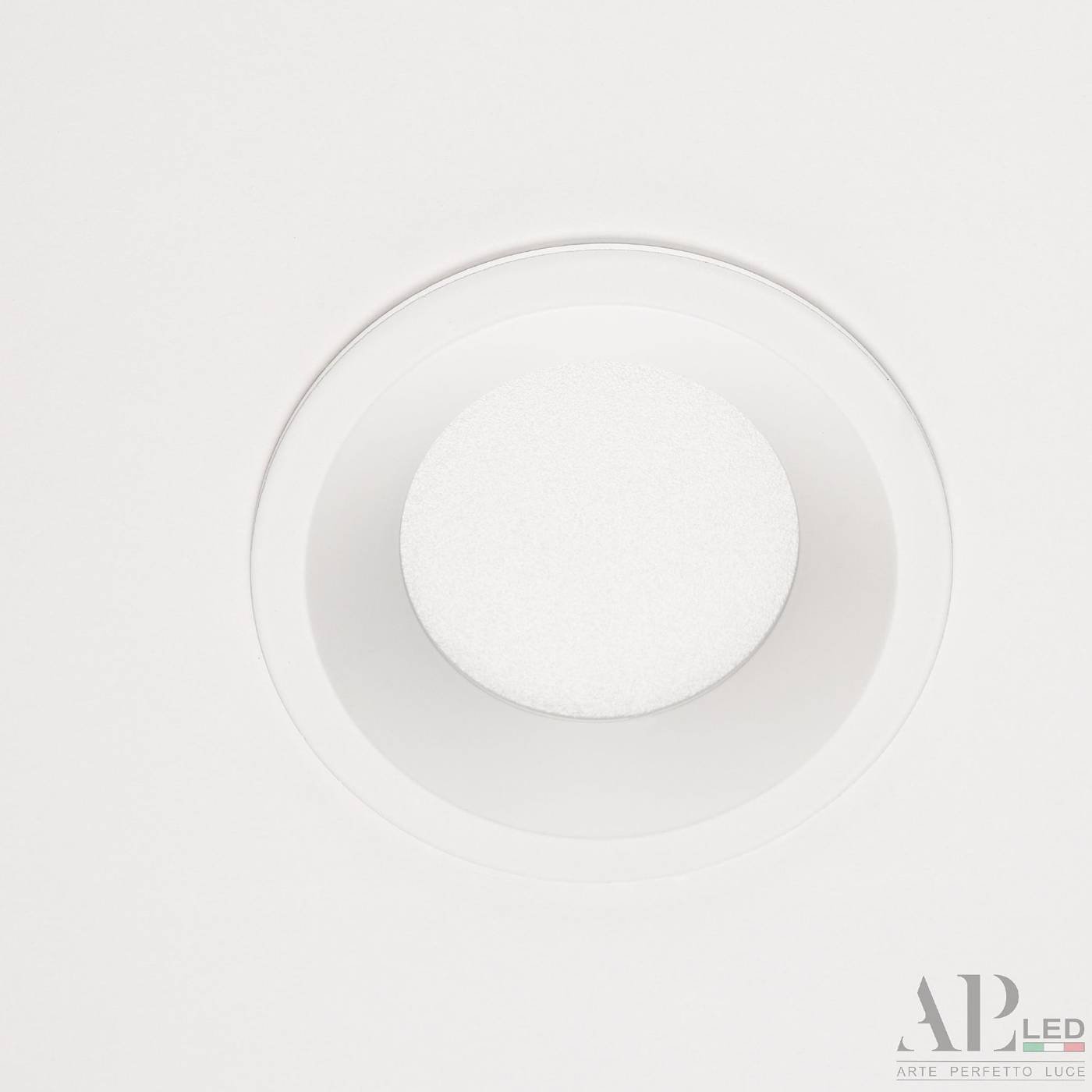 Встраиваемый светильник APL Led Ingrid 3322.LDY5016/5W/6K