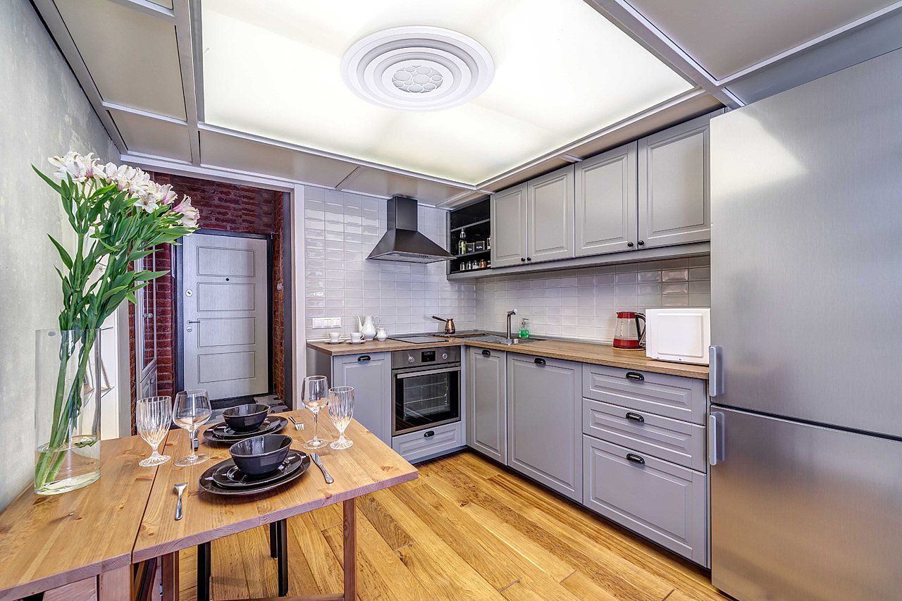 Потолочная люстра с пультом Платлинг De Markt 661017301