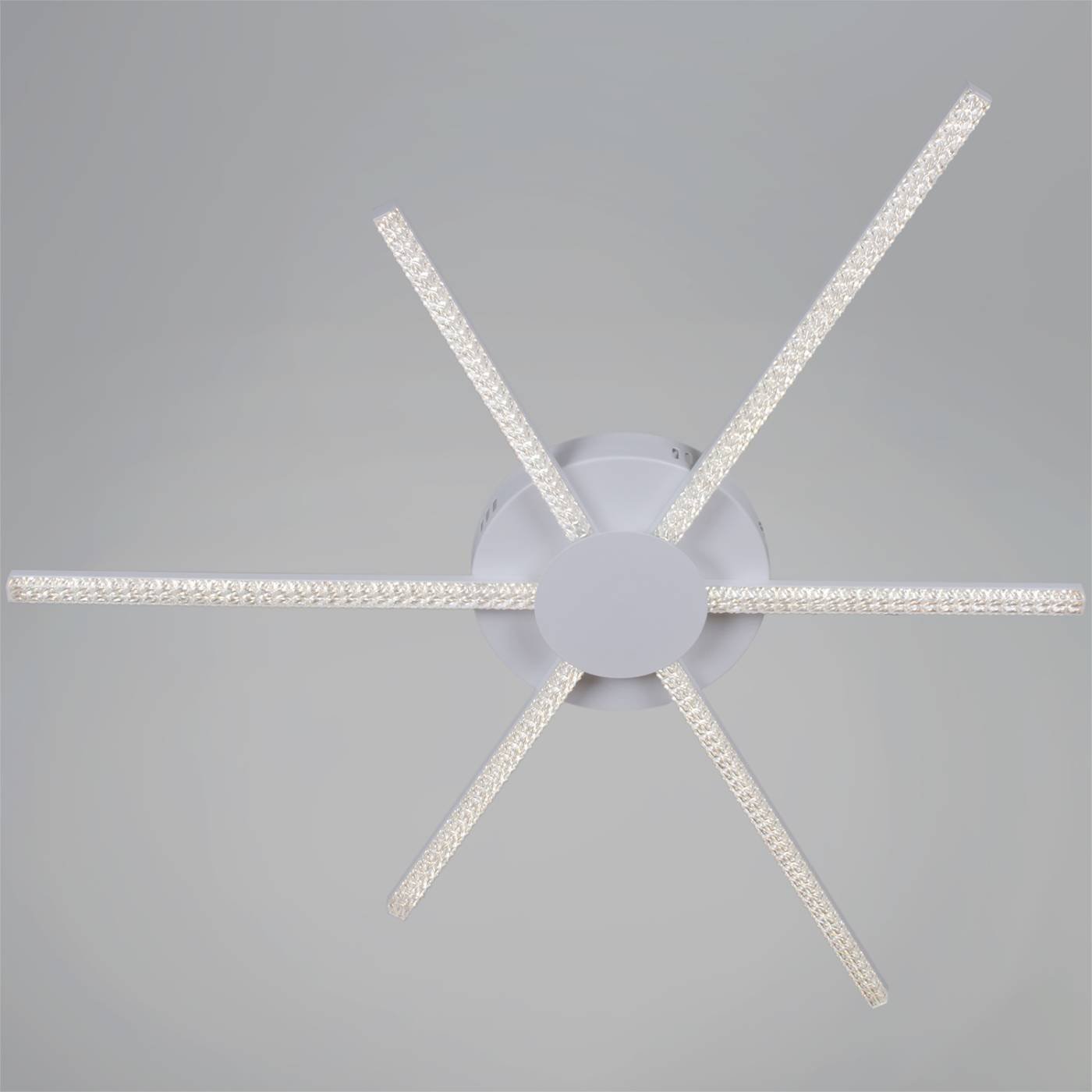 Потолочная люстра Reluce 06537-0.3-3+3 WH