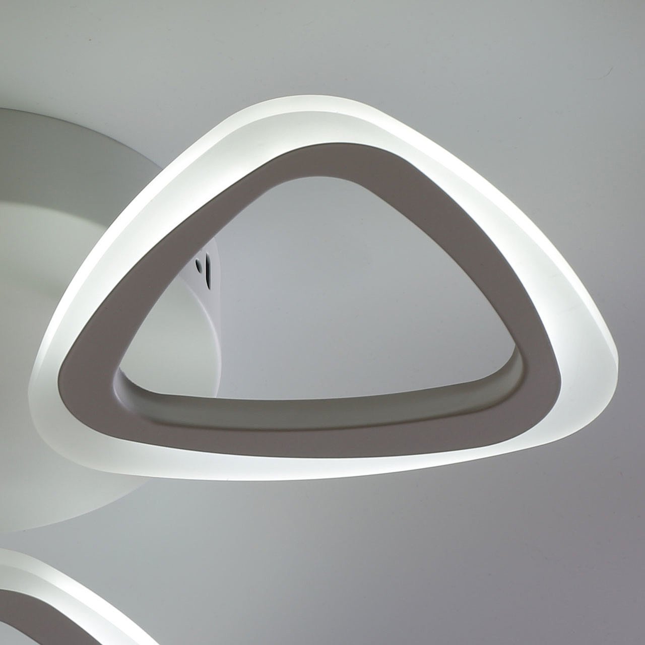 424012903 Потолочная люстра De Markt Мадлен 424012903