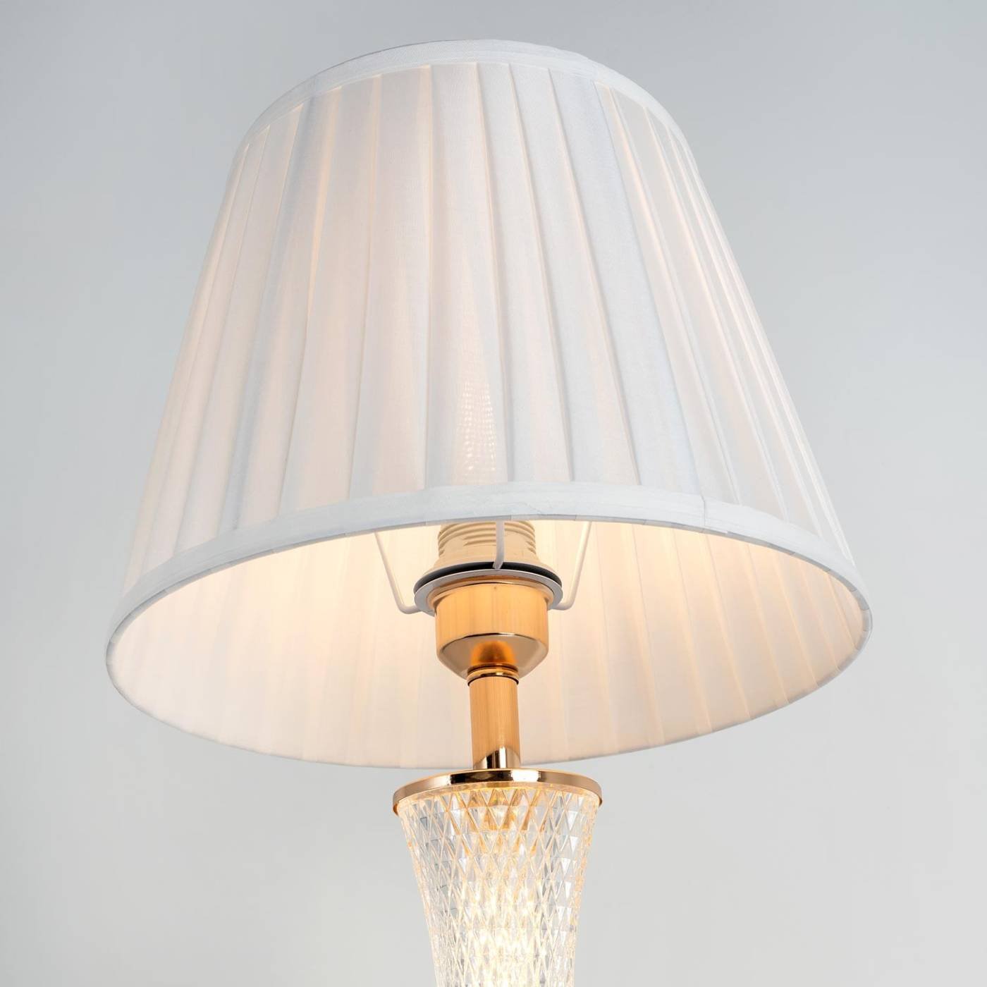 L6161 GD Настольная лампа L LED4U L6161 GD