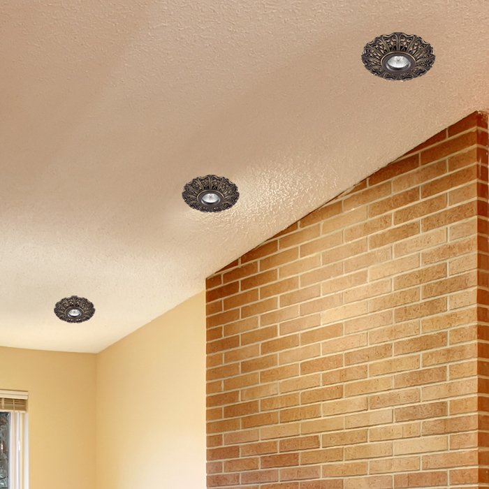 Встраиваемый светильник с узорами Vintage 370031 Novotech