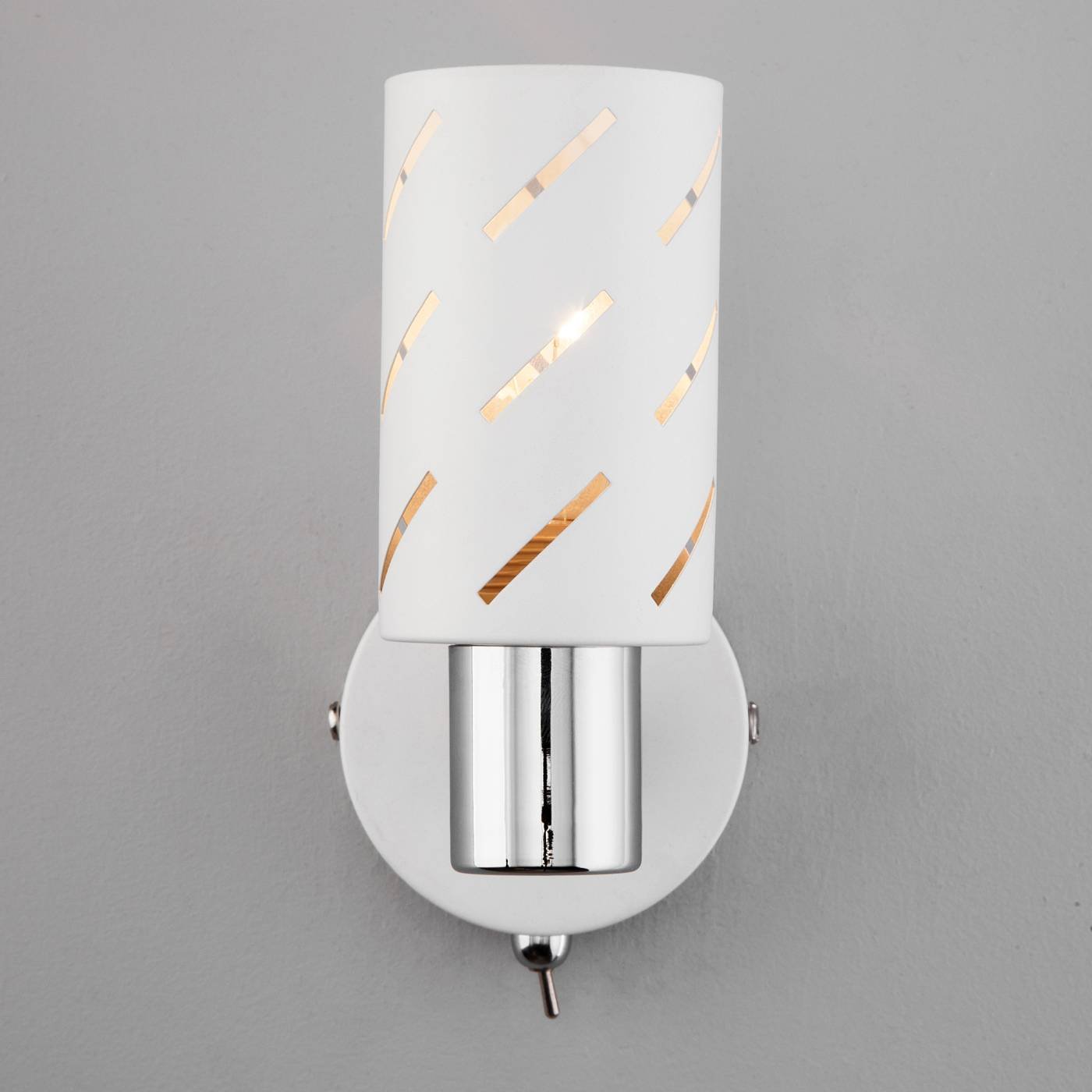 Светильник спот Eurosvet Fente 20090/1 белый/хром