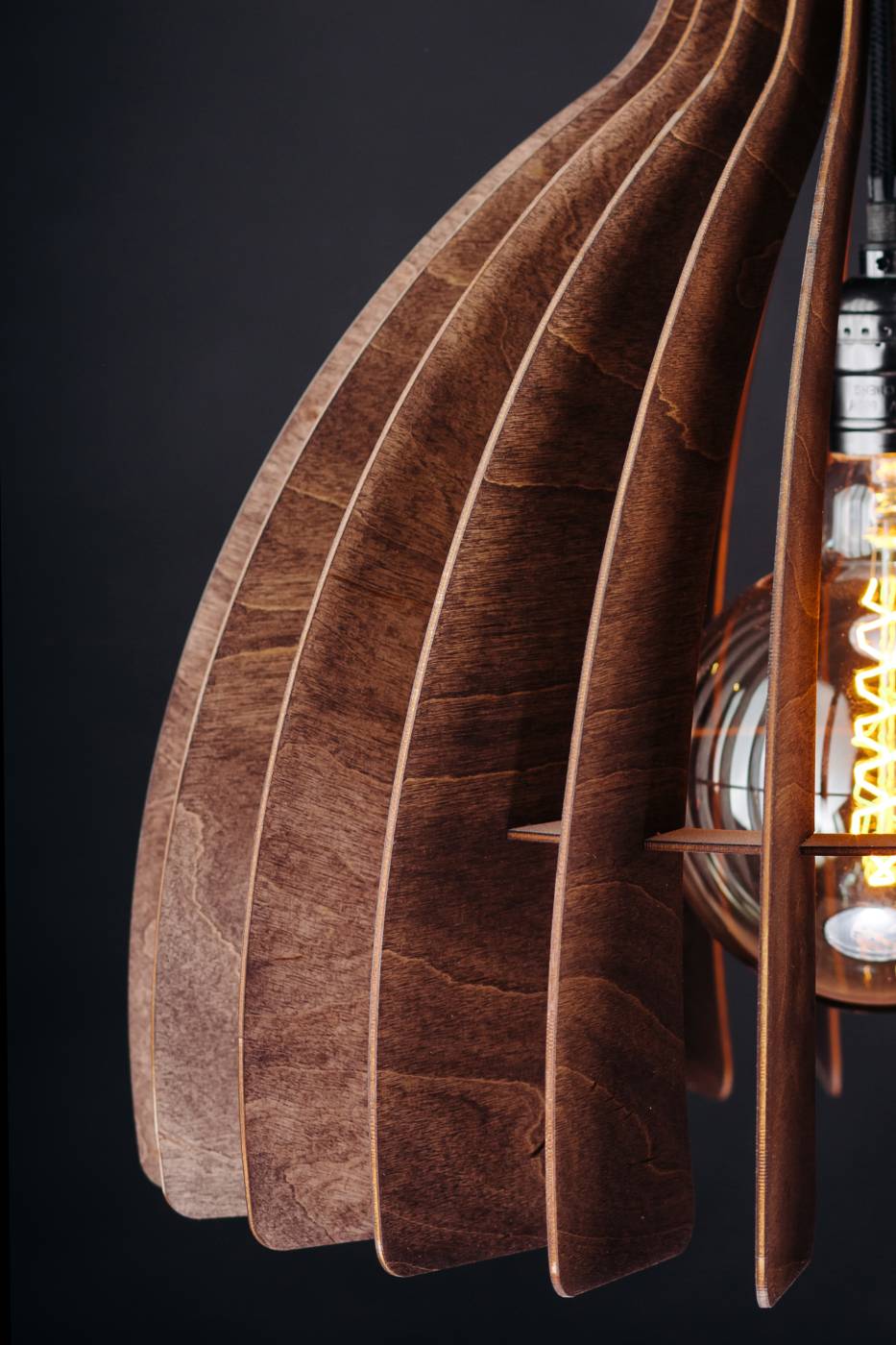 Светильник подвесной Woodshire Купол 2140pl