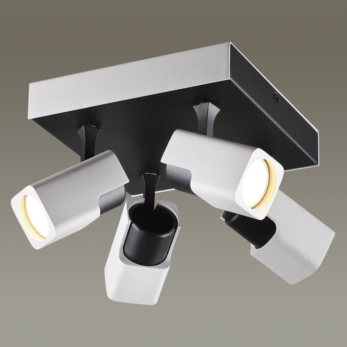 3491/4CA Светильник спот Odeon Light Daravis 3491/4CA