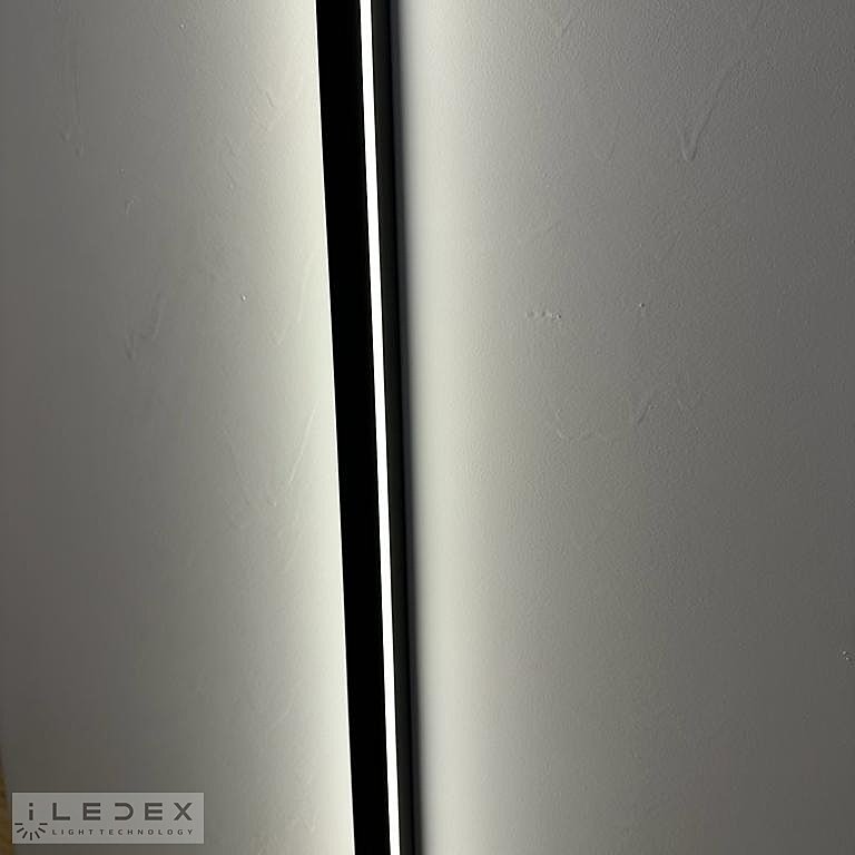 Настенный светильник iLEDEX TECHNICAL Line ZD8193B-1000 SBK