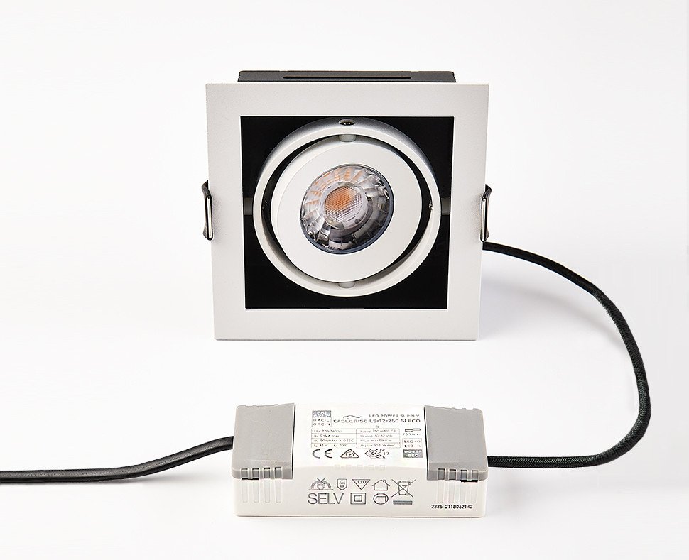 DL 3032 white 3000K Встраиваемый светильник Italline dl3032 DL 3032 white 3000K