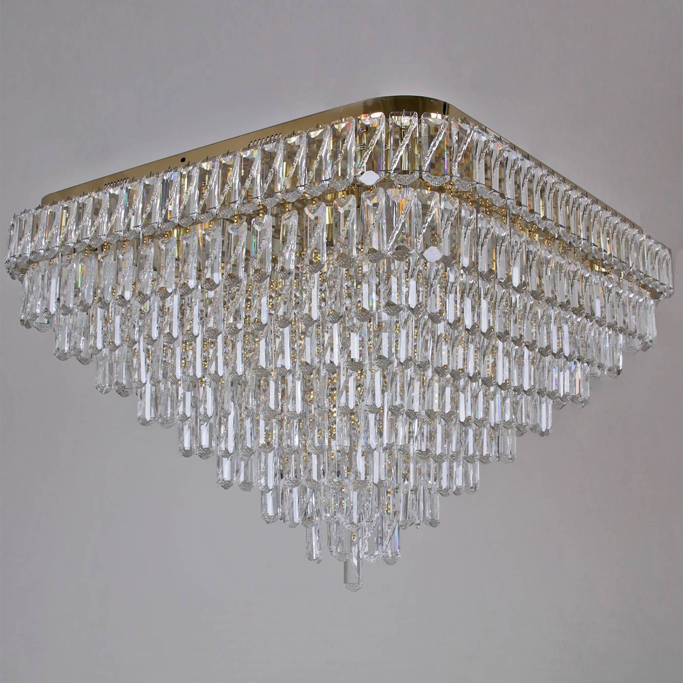 Потолочная люстра Reluce 16110-0.4-15 MX GD