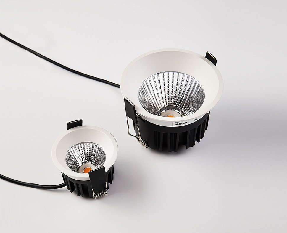 Встраиваемый светильник Italline IT08 IT08-8035 white 3000K