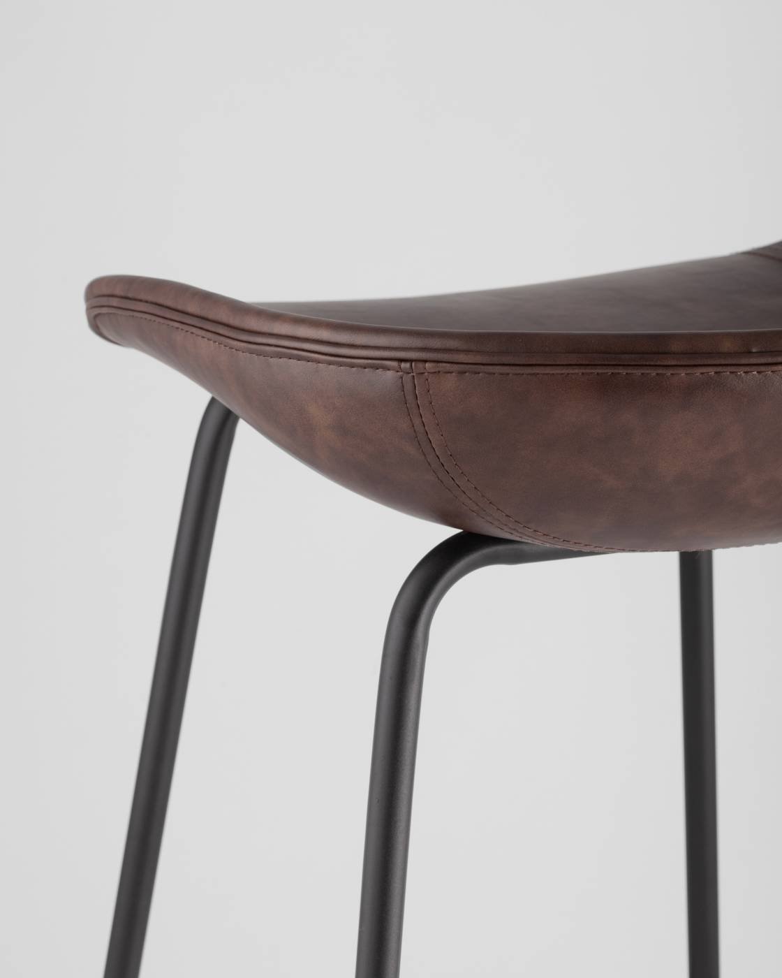 Комплект стульев Stool Group Beetle 8319TB BROWN X2