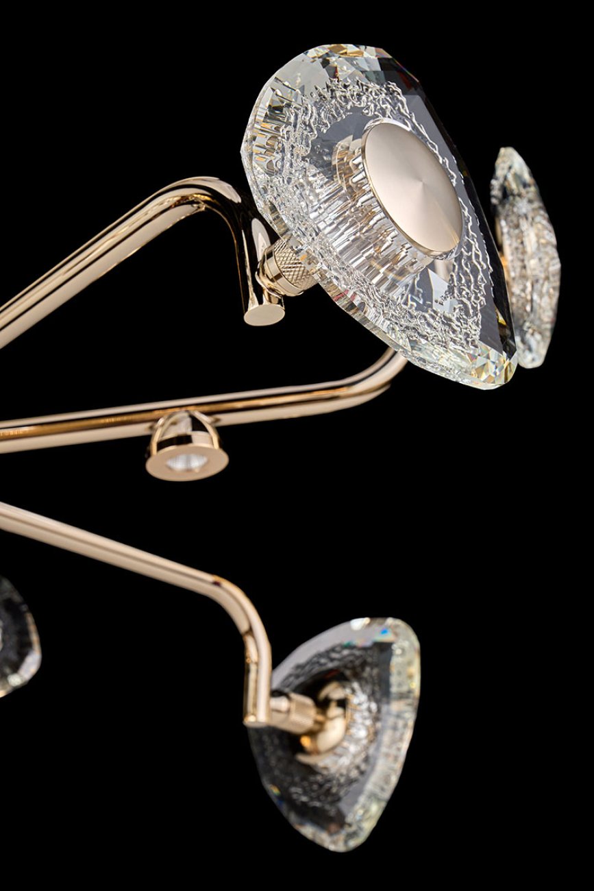 Люстра на штанге LEON Iris LE7913/8G Gold
