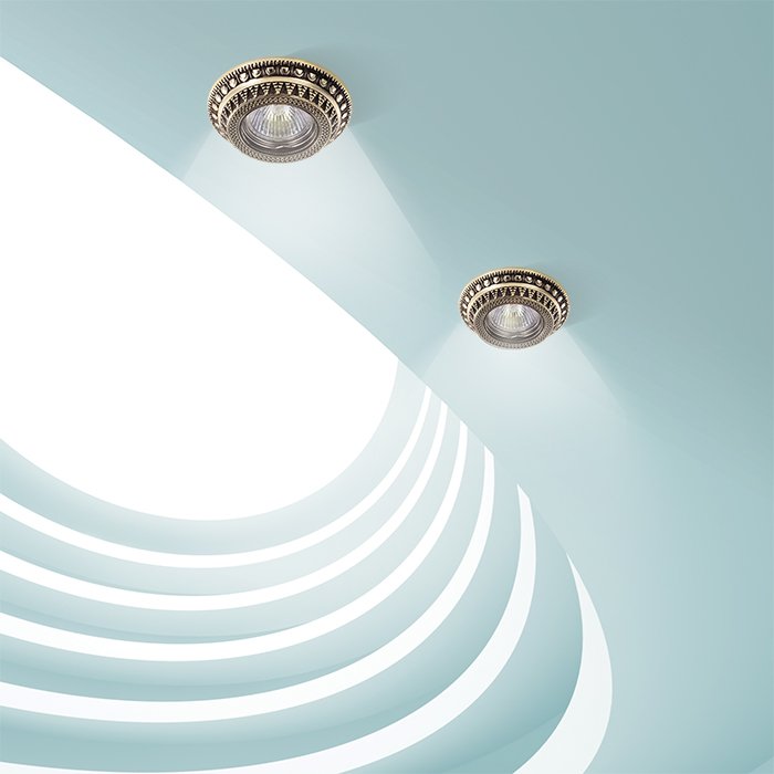 Встраиваемый светильник с узорами Vintage 370008 Novotech