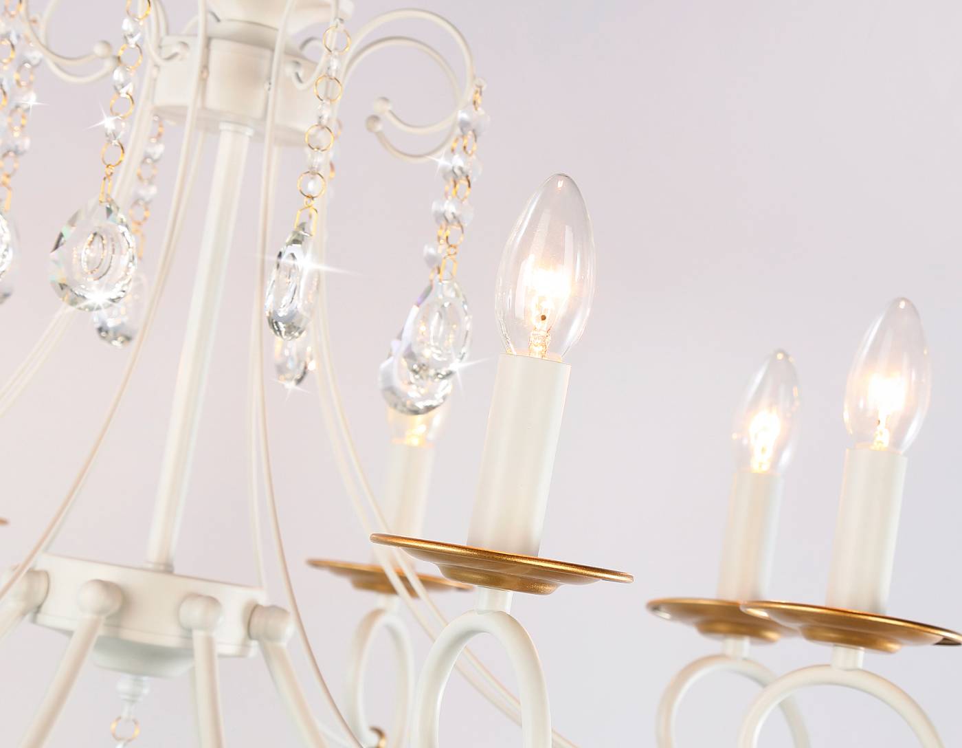 Подвесная люстра Ambrella CLASSIC TR4917