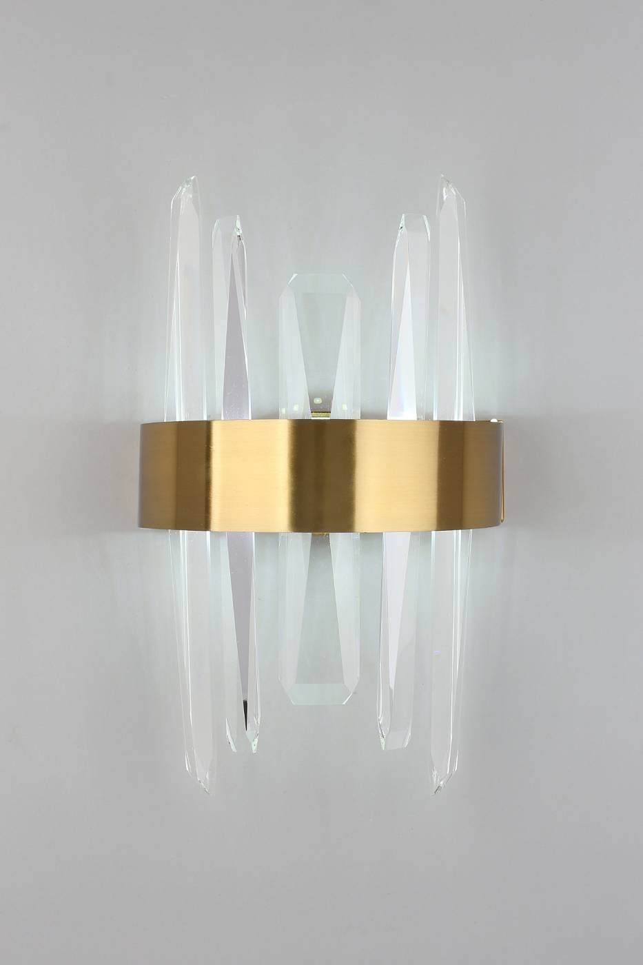 Настенное бра Aployt Leon APL.028.01.25