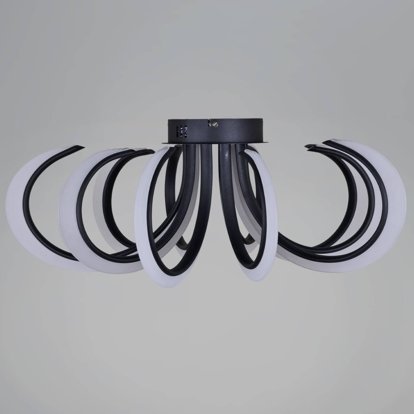 Потолочная люстра Reluce 74390-0.3-5+5 black