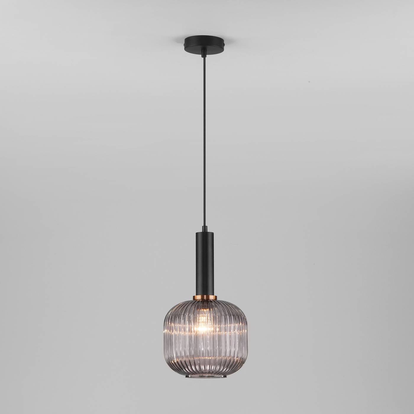 Светильник подвесной Eurosvet Bravo 50182/1 дымчатый