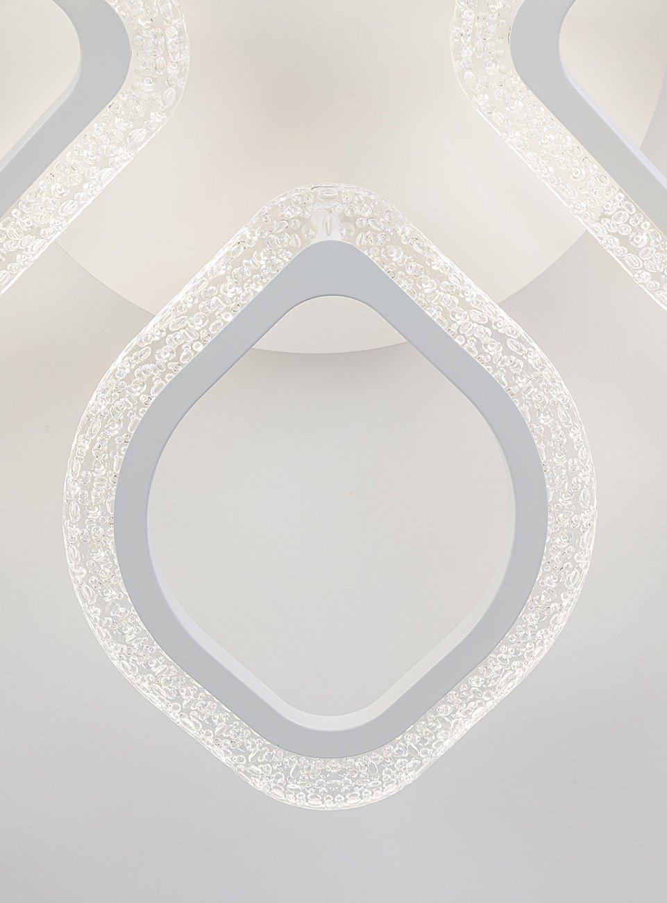 Потолочная люстра Escada 10251/4LED