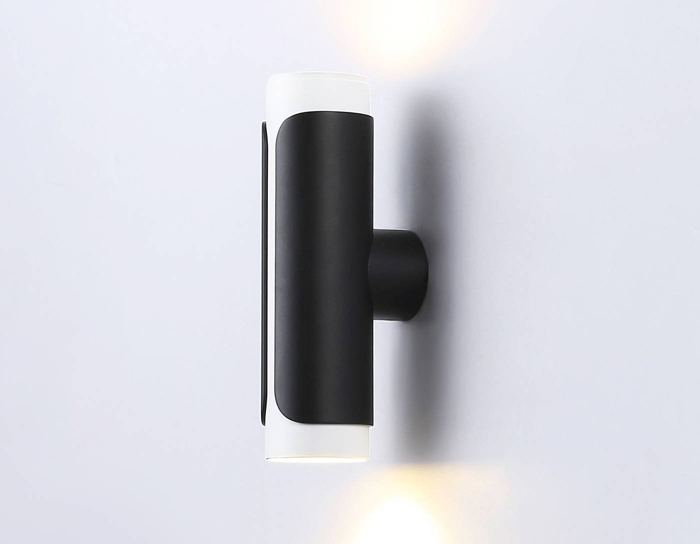 Настенный светильник Ambrella Techno family TN51617