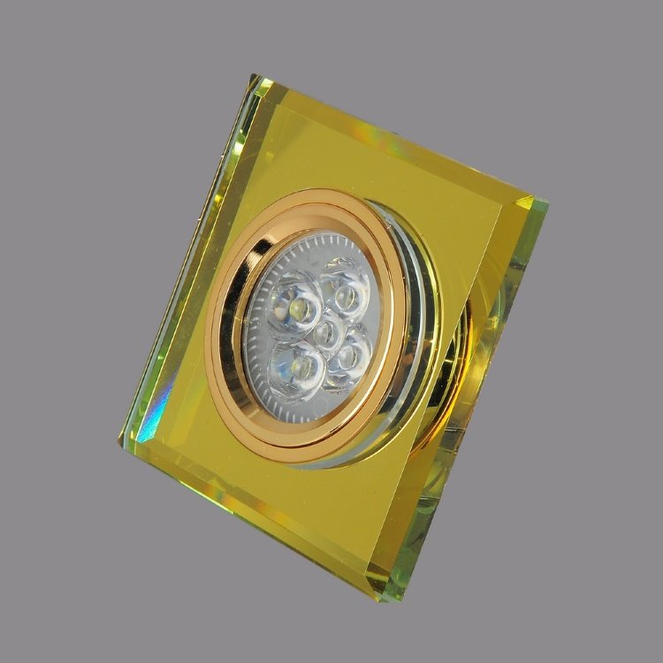 Встраиваемый светильник Elvan TCH-8270-MR16-5.3-Yl-Gl