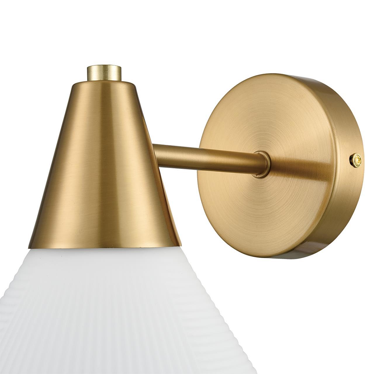 Настенное бра Lumion Corne 8113/1W