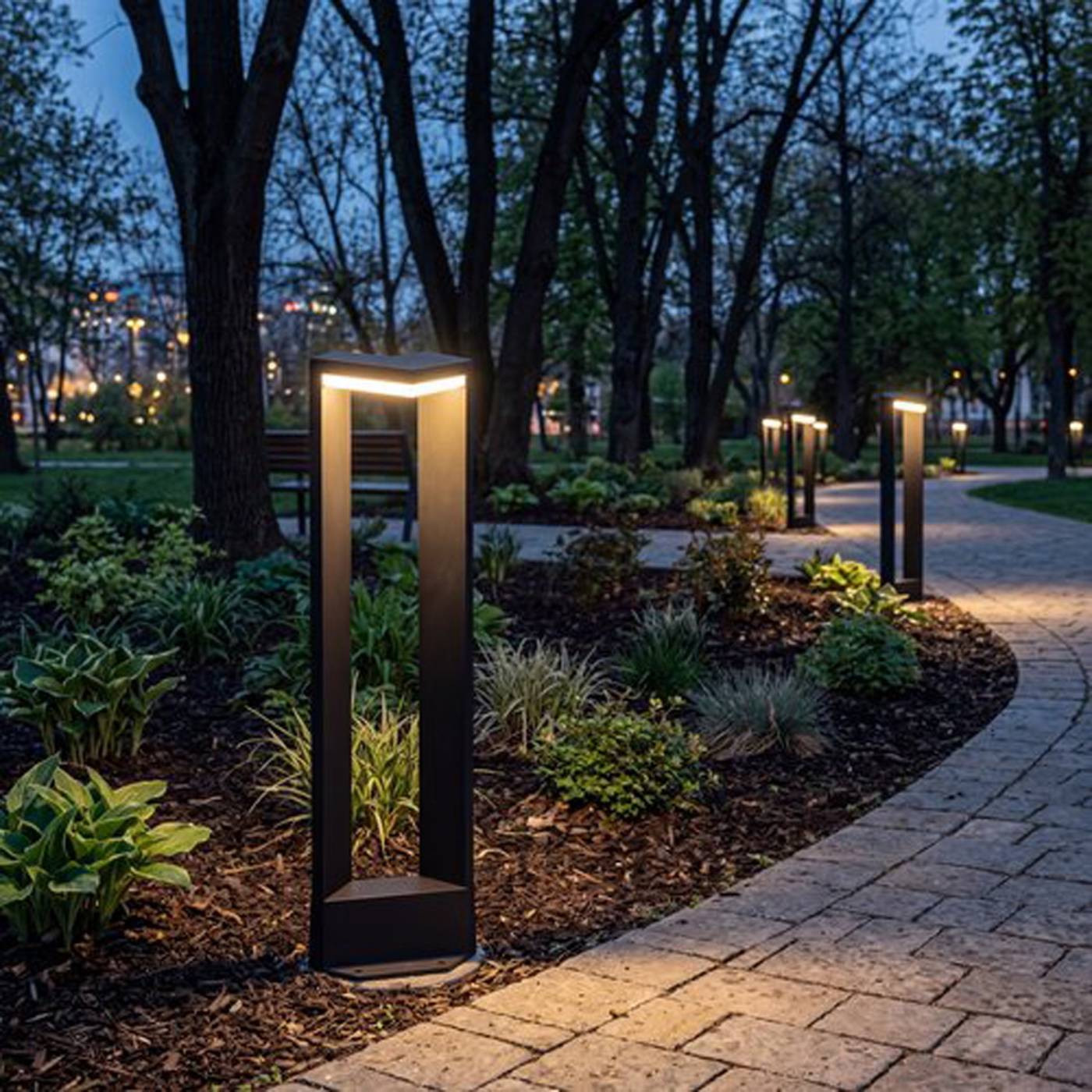 Наземный фонарь Reluce 09980-0.7-001JH 0.6M LED12W BK RLOS