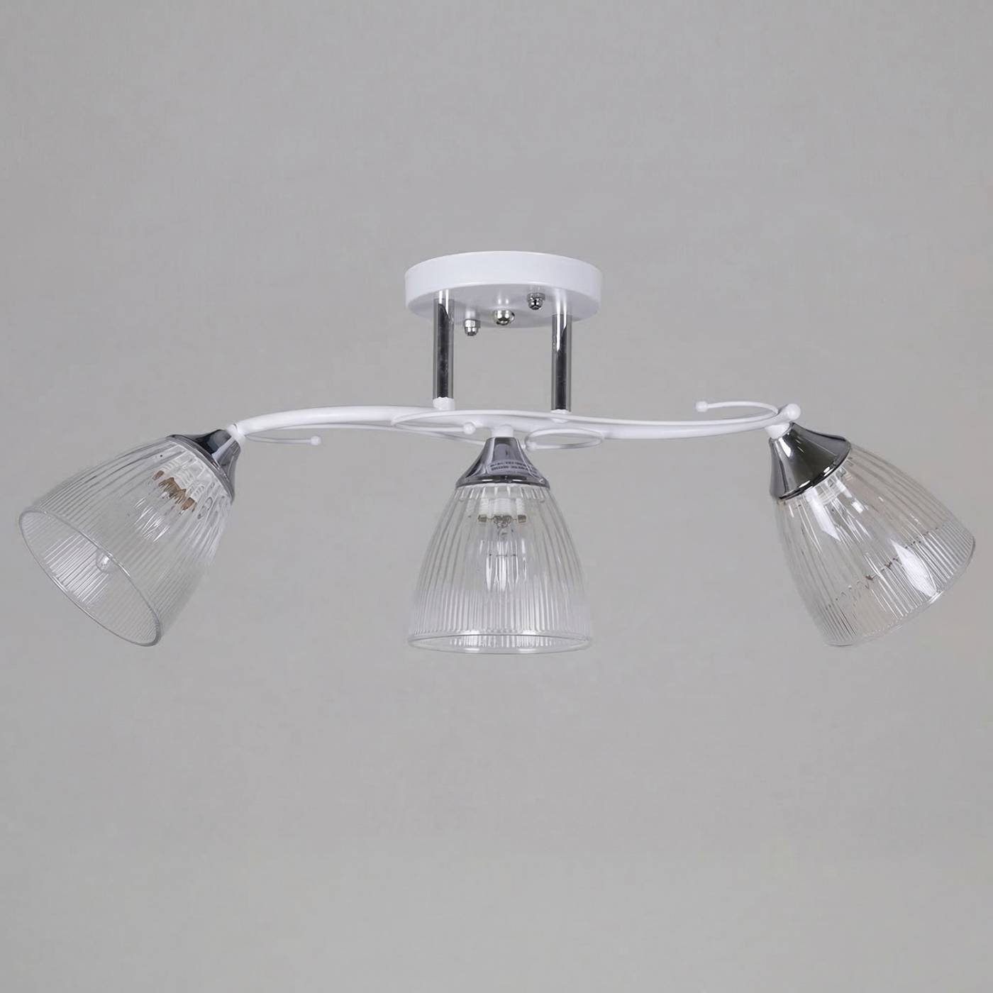 Потолочная люстра Reluce 55560-0.3-03 WH+CR