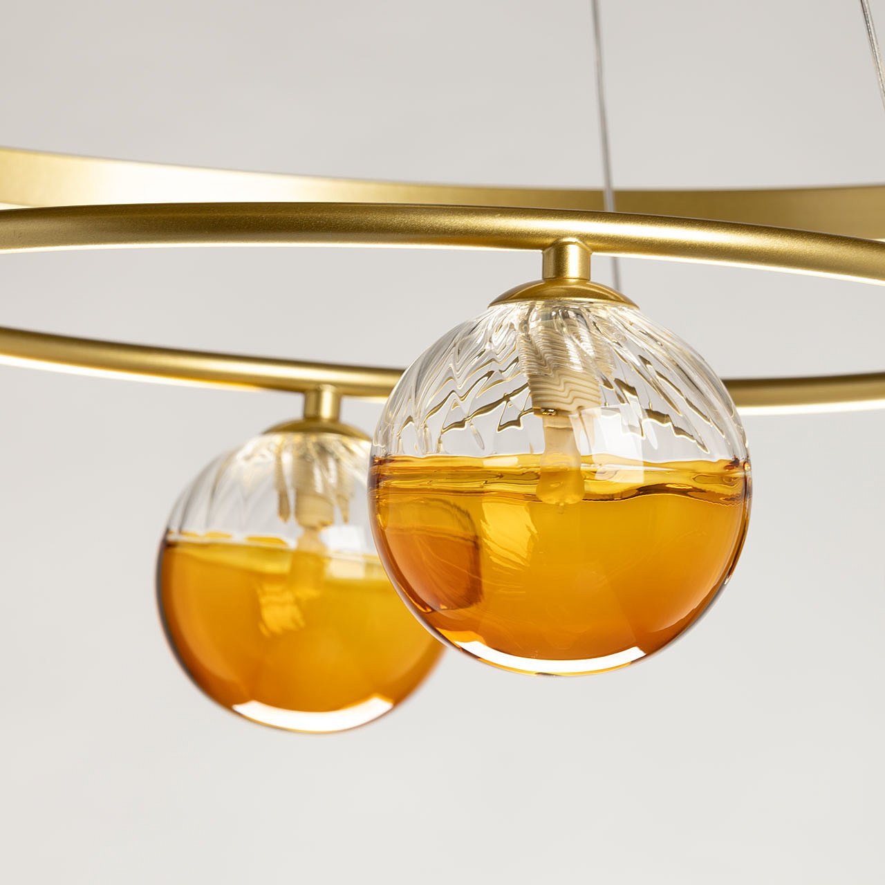 Подвесная люстра De Markt Оскар 510016305