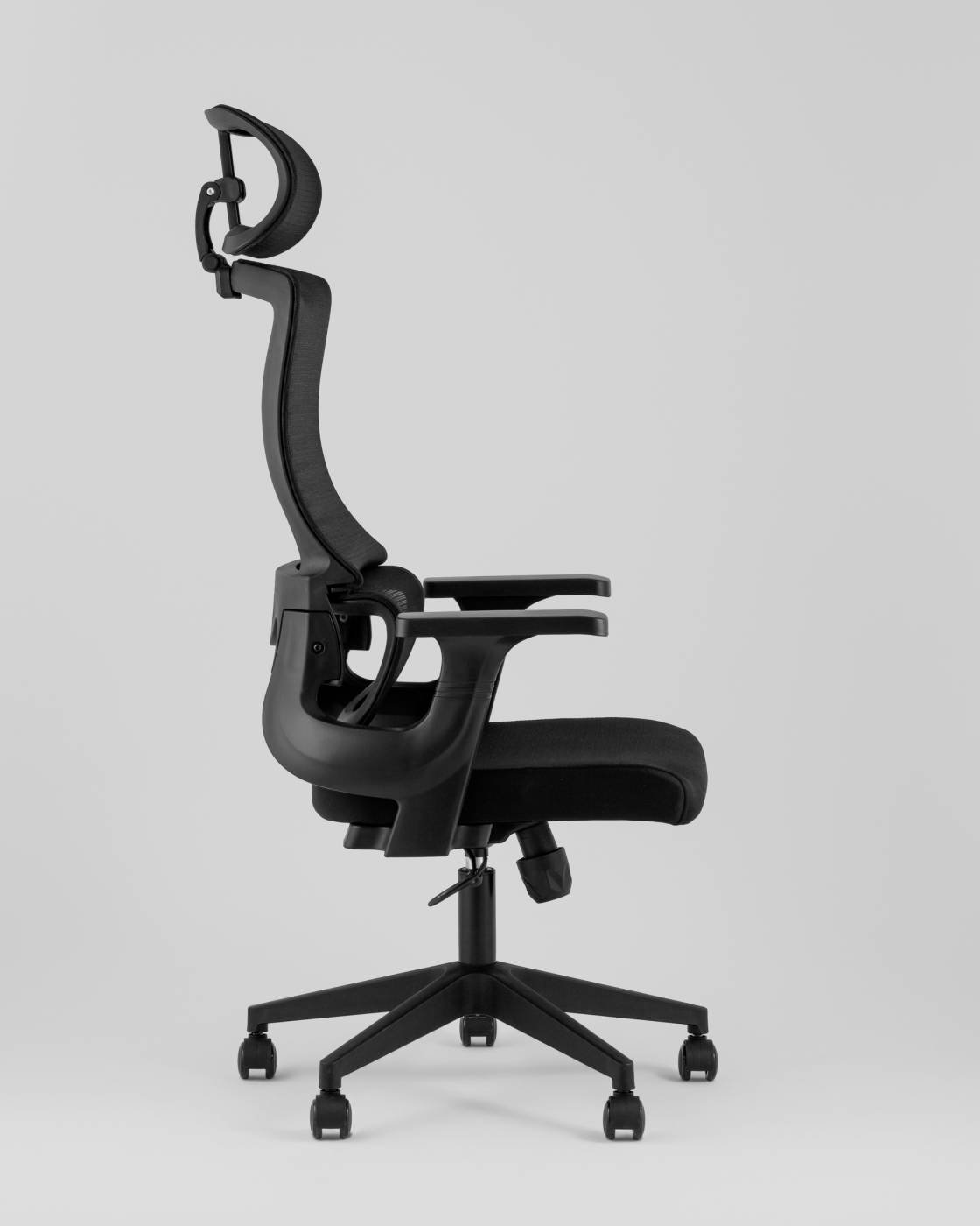 Кресло офисное Stool Group Vantage WH-978A black