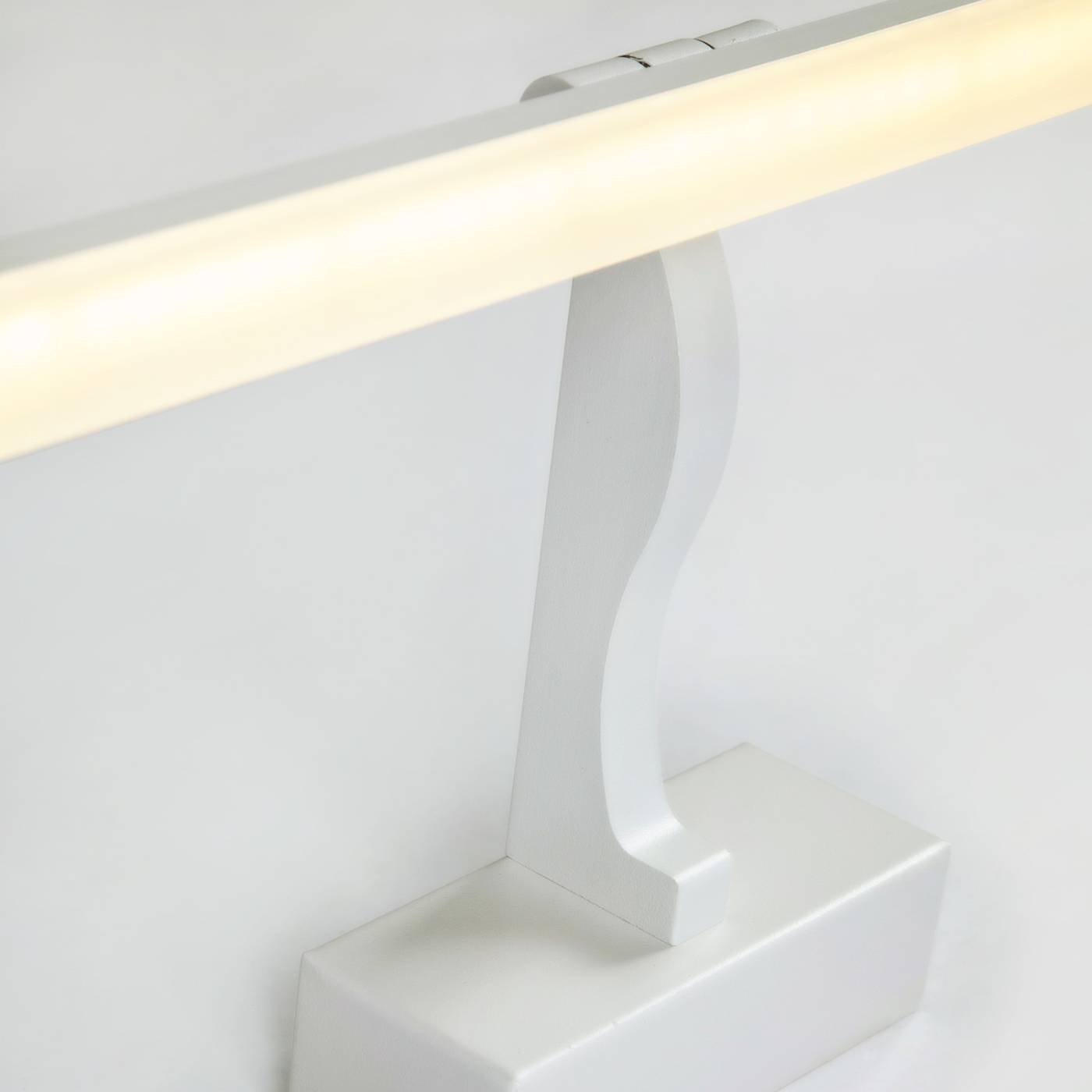 L7186-720 WH Настенный светильник L LED4U L7186-720 WH