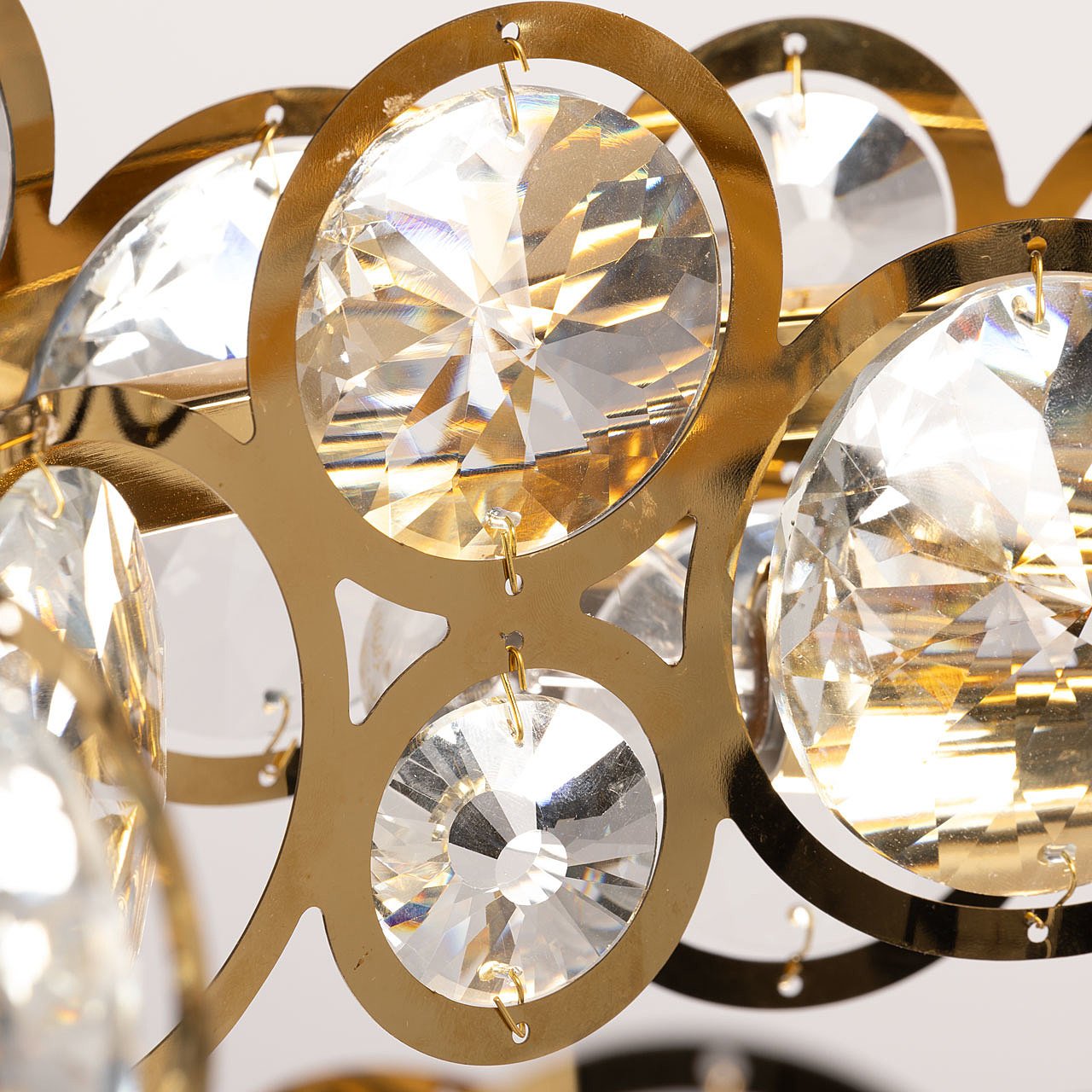 Подвесная люстра De Markt Арман 462011308