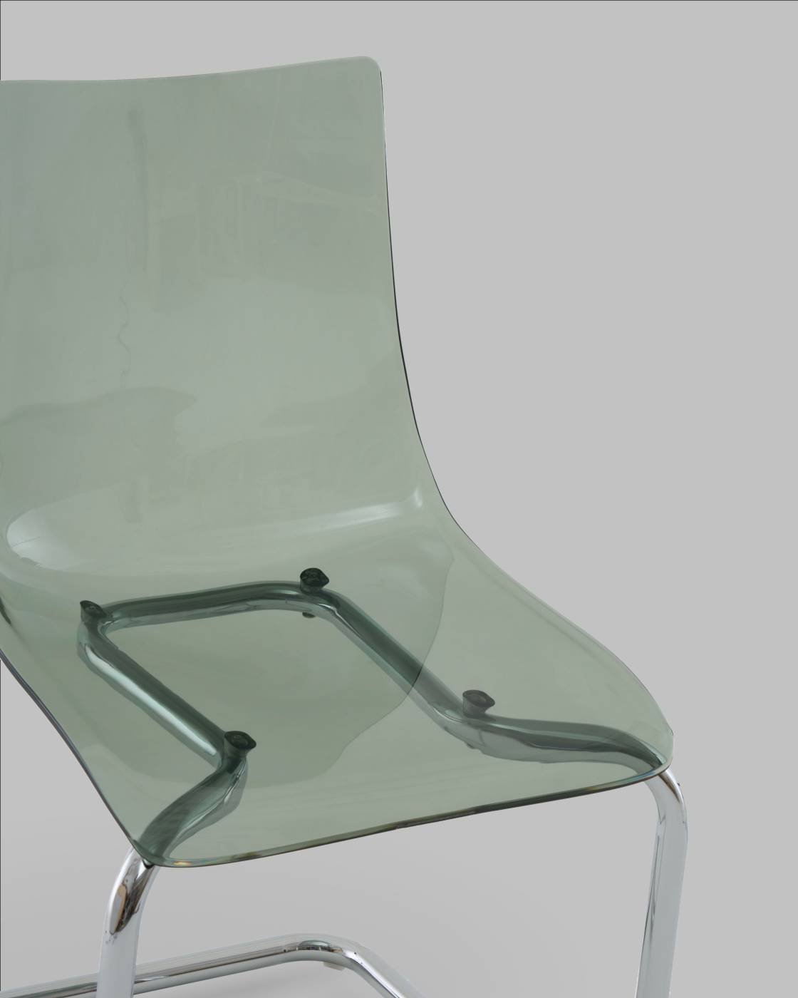 Стул пластиковый Stool Group XH-8651 smoke