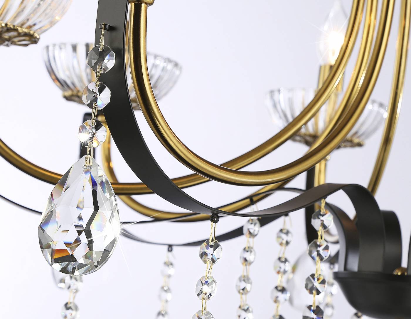 Подвесная люстра Ambrella Traditional TR4953