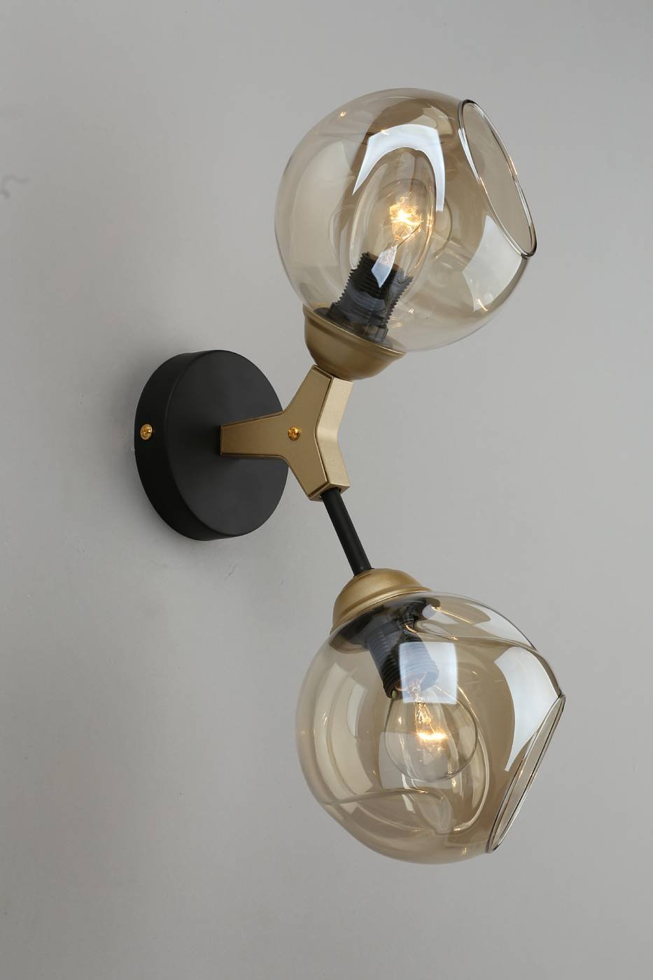 Настенное бра Omnilux Sandrigo OML-93601-02