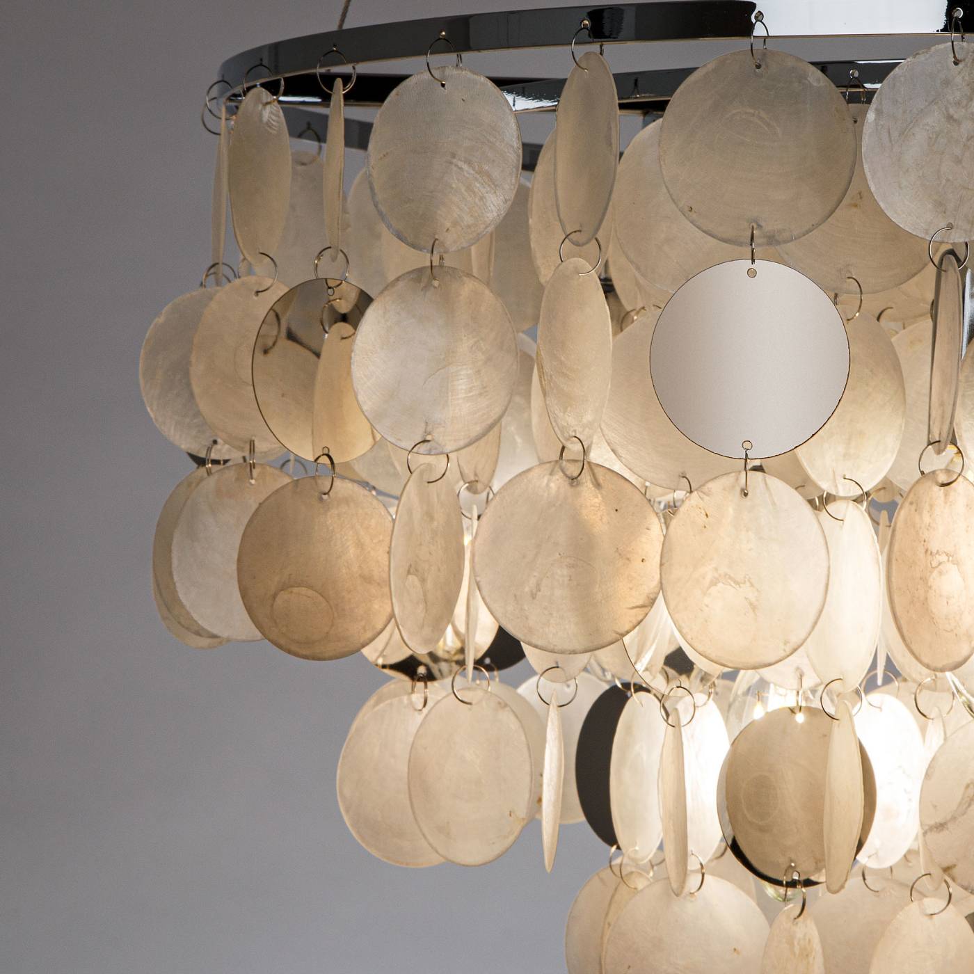 Подвесная люстра Arte Lamp Pipirima A4100LM-8CC