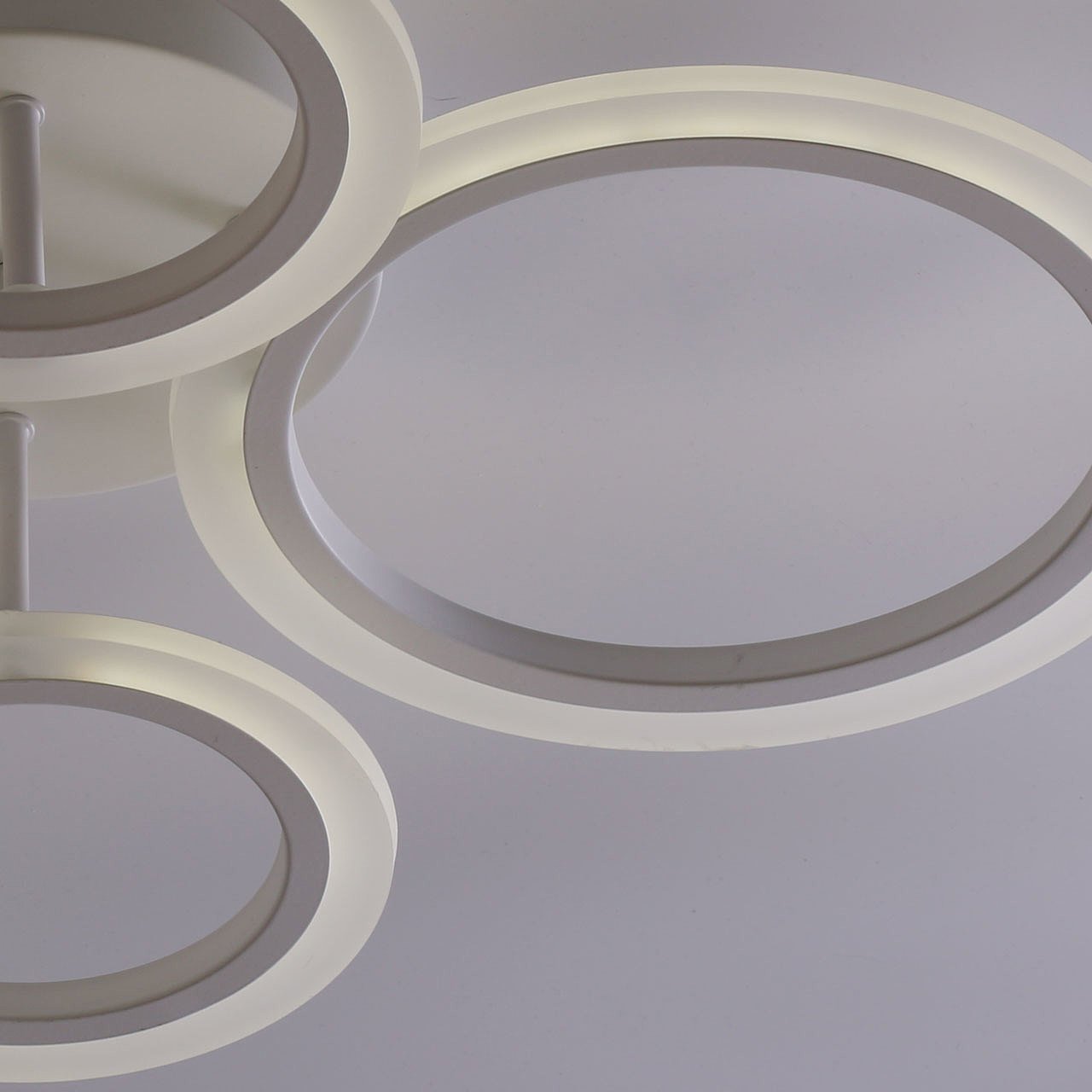 424013404 Потолочная люстра De Markt Мадлен 424013404