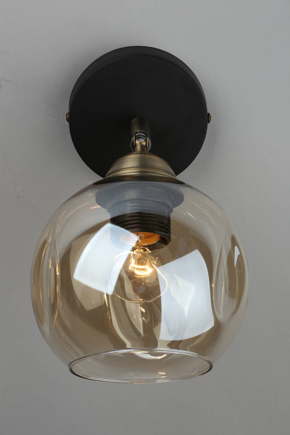 OML-93501-01 Настенное бра Omnilux Tuenno OML-93501-01