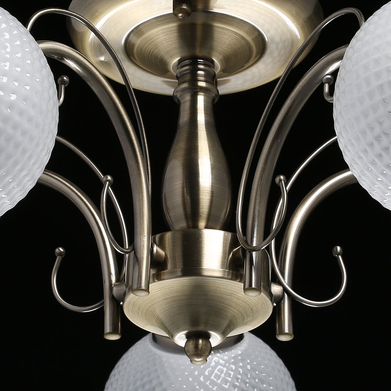 Потолочная люстра De Markt Альфа 324016405