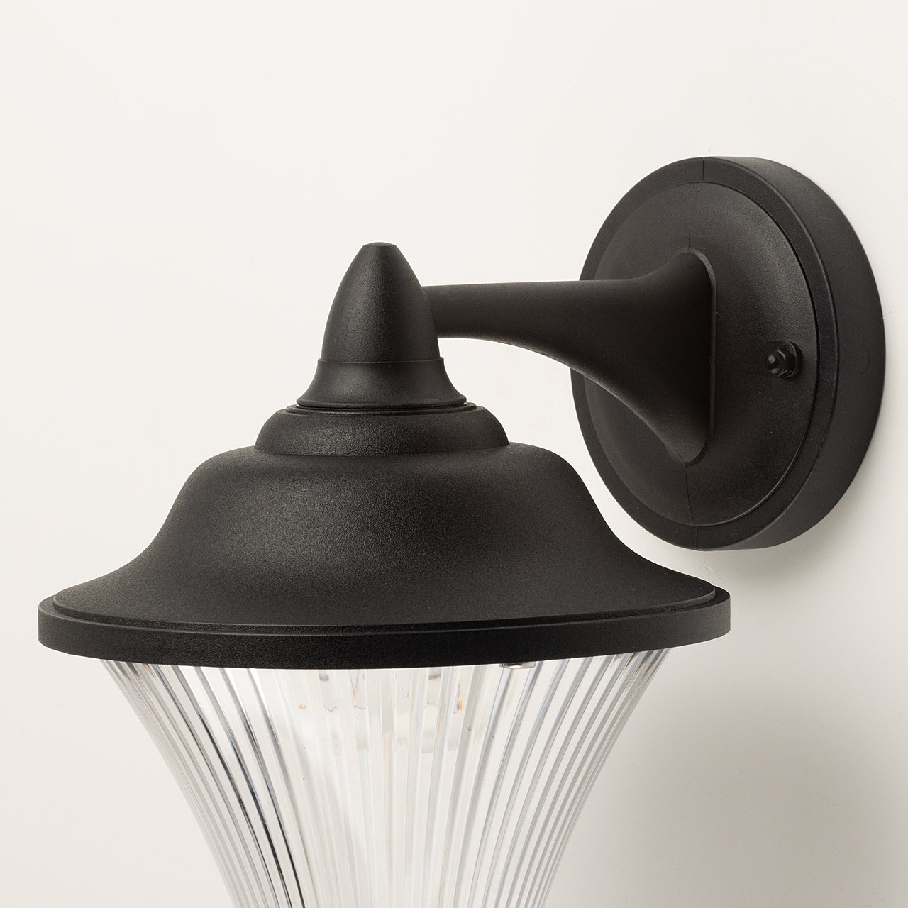 Уличный настенный светильник De Markt Корсо 801021801