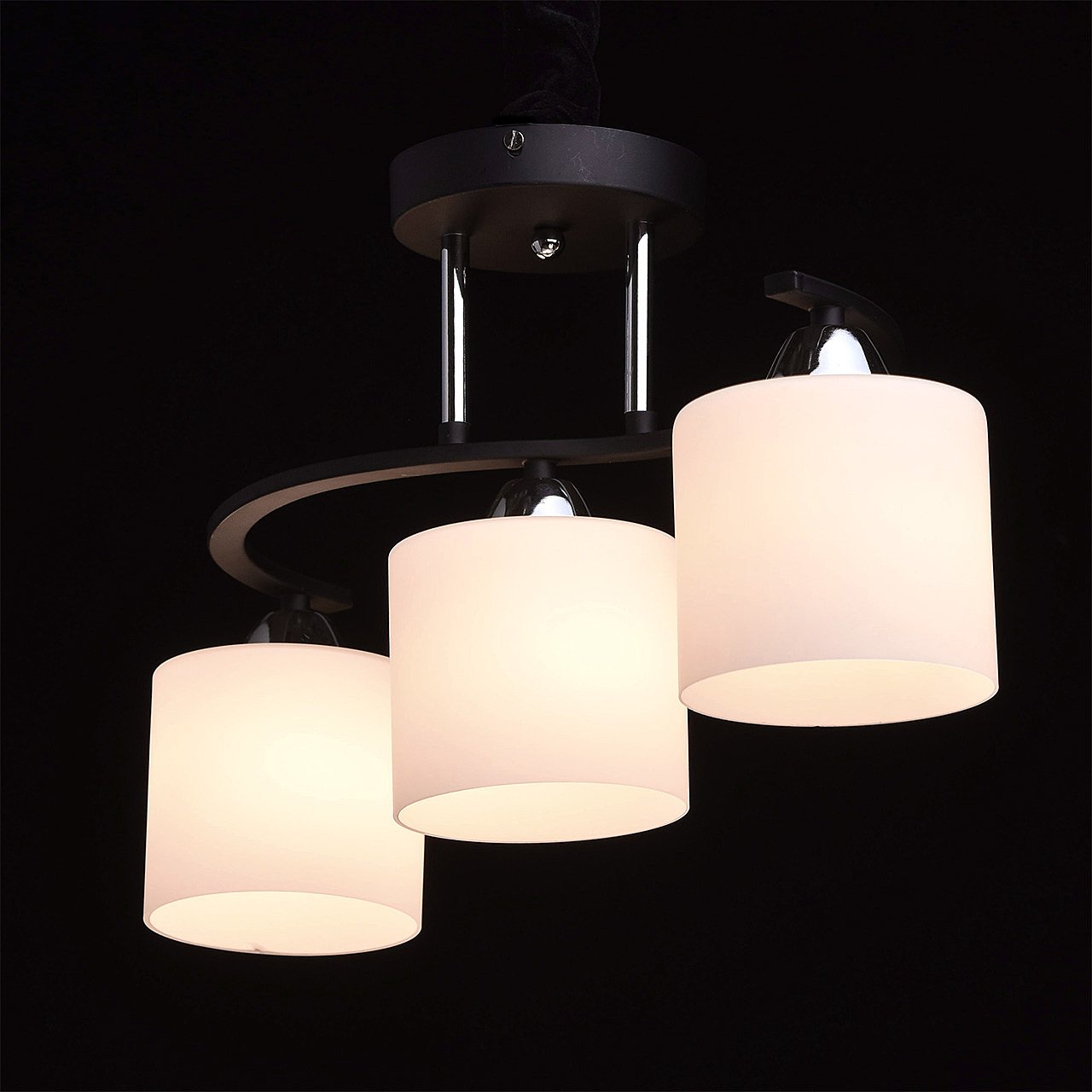 Потолочная люстра De Markt Тетро 673011203